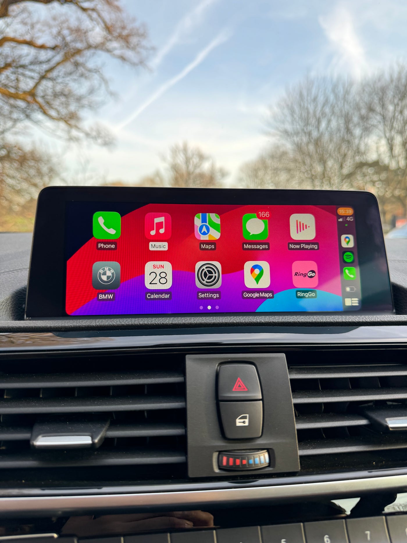 BMW NBT EVO ProNav Retrofit with Apple CarPlay and iDrive 6