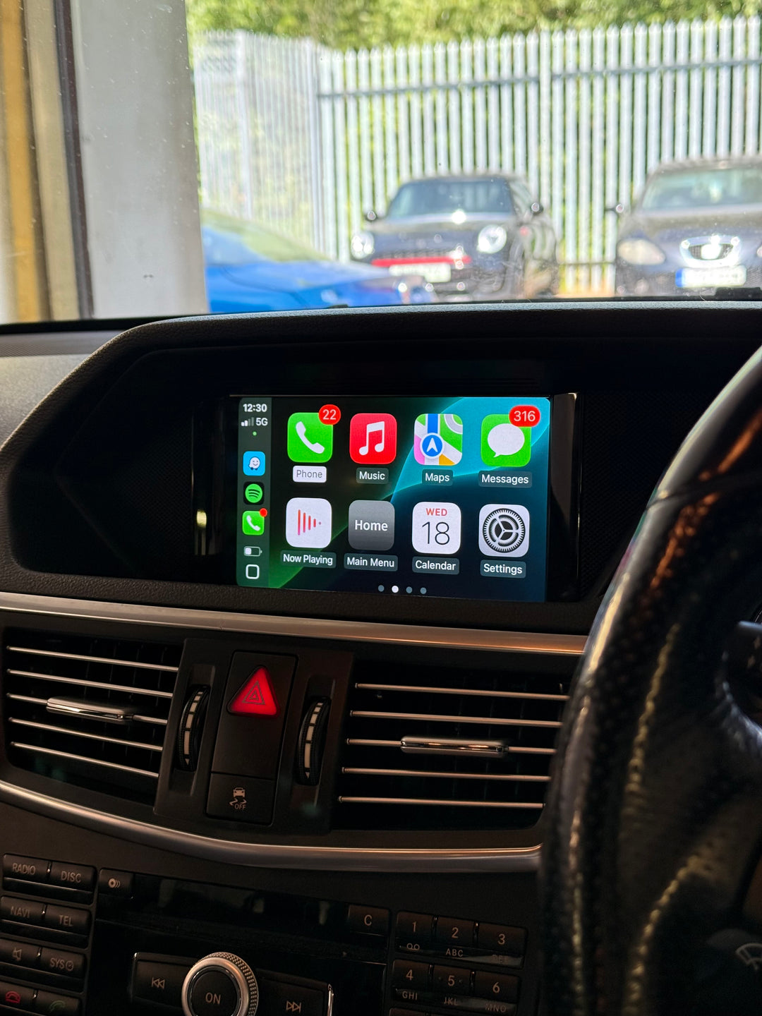 Mercedes W212 E-Class - Apple CarPlay Integration Kit