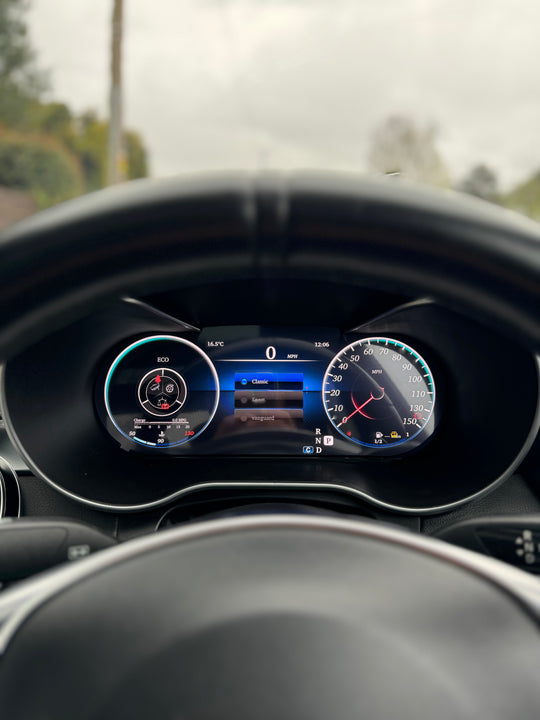 Mercedes W205 Virtual Cockpit