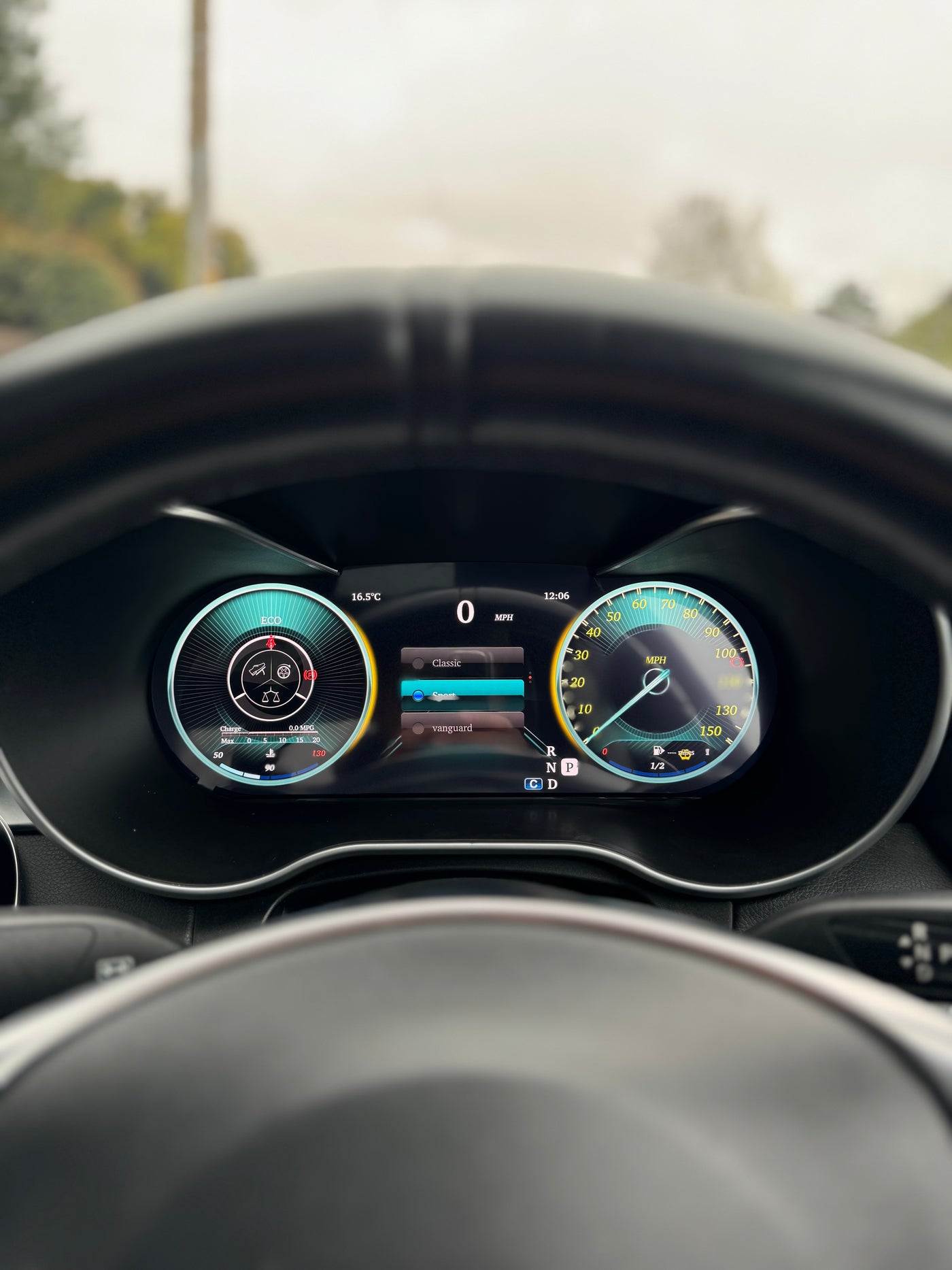 Mercedes W205 Virtual Cockpit