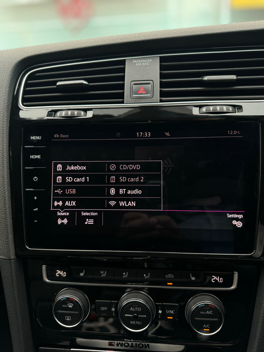 Volkswagen MIB 2.5 - 9.2 inch Retrofit Kit