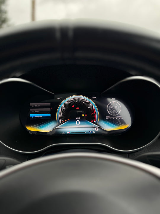 Mercedes W205 Virtual Cockpit