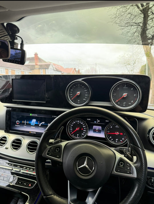 Mercedes W213 - Widescreen NTG 5.5 Command Retrofit (Analogue Dials)