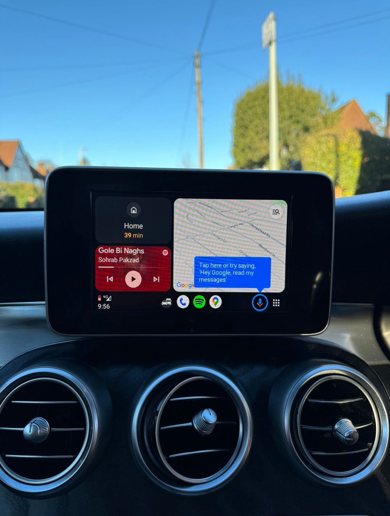 Mercedes W205 MMI Box (Apple CarPlay Integration)