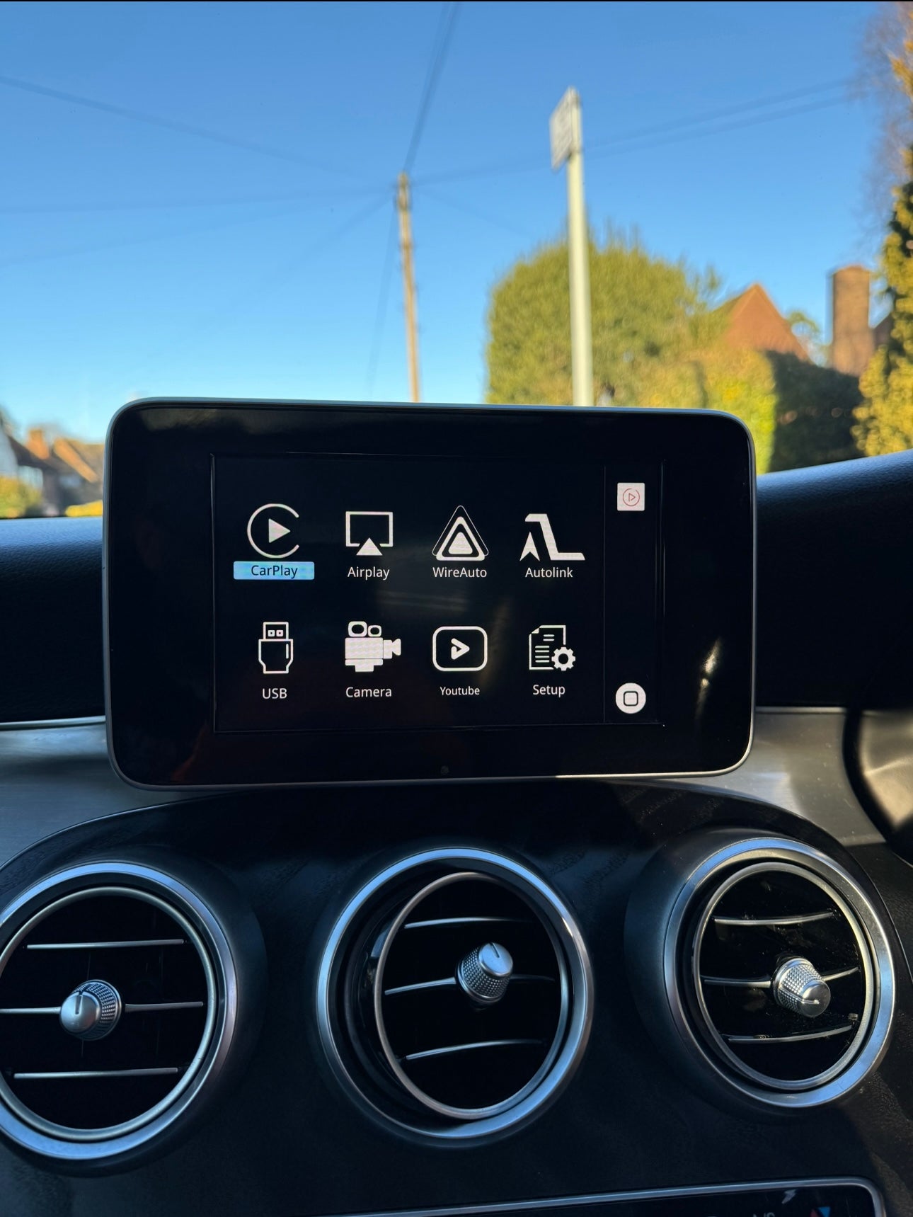 Mercedes W205 MMI Box (Apple CarPlay Integration)