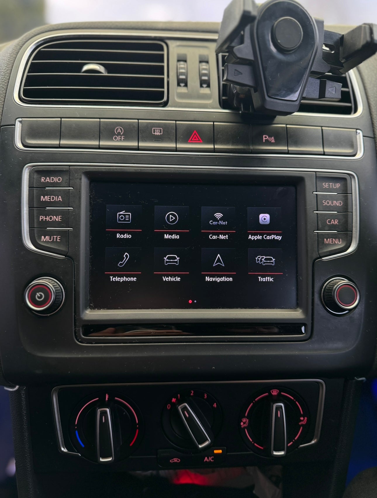 Volkswagen Polo 6C Apple CarPlay Head Unit (MIB 2 with App-Connect)