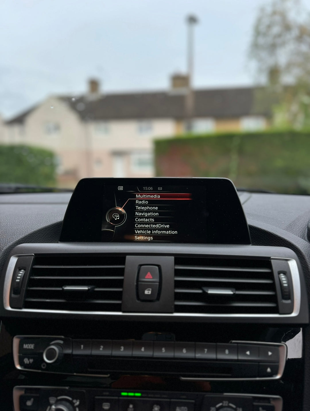 BMW NBT ProNav Screen Retrofit with Apple CarPlay Integration