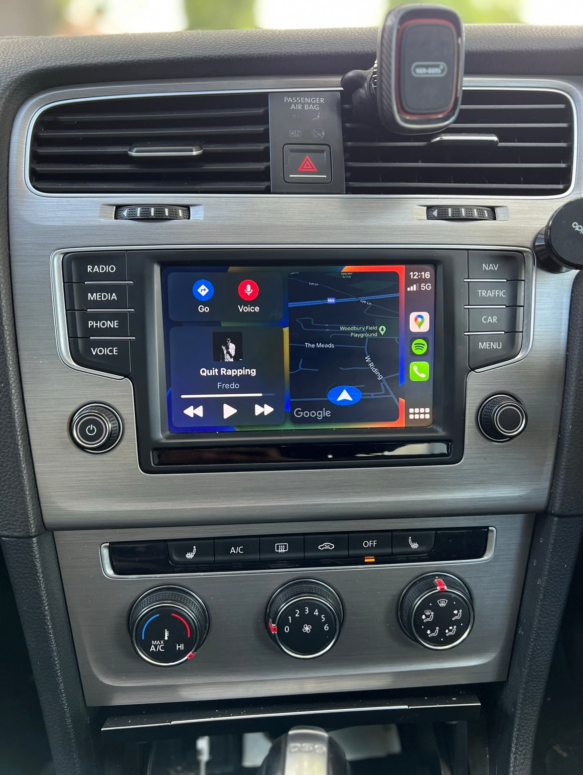 Volkswagen App-Connect Activation